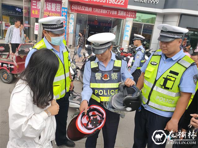 靖边交警重拳打击不戴头盔、不系安全带违法行为