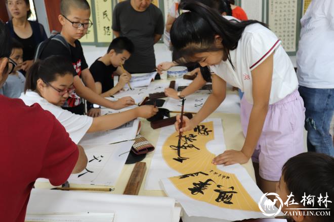 沙河办阳光城社区书法作品展览展现“榆阳书香”