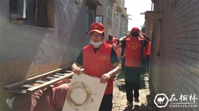 航宇路街道松林路社区：党旗飘 志愿行 环境美