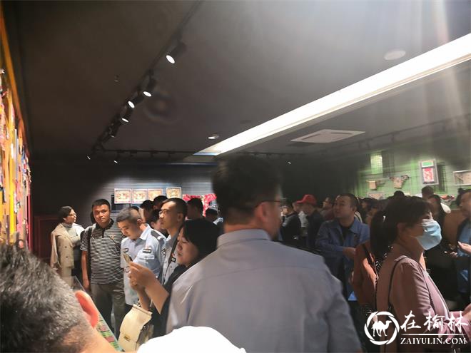 望湖路社区开展主题党日活动，筑牢党员初心使命