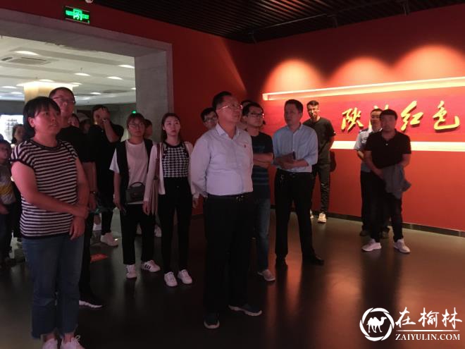 新明楼街道八狮社区开展“倡廉洁 践使命”主题党日活动