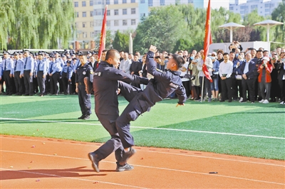 米脂县公安系统举办警务实战技能大赛