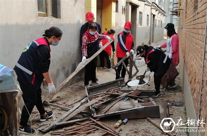 崇文办芹涧路社区集中整治再加力 巩固国卫见行动