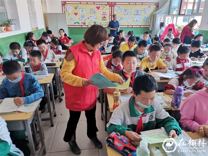 新明楼街道：扫黑除恶进校园 你我同行护成长