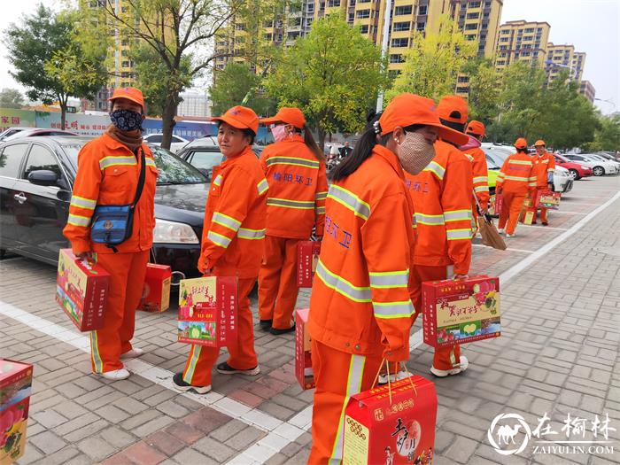 金沙路街道钟阳社区中秋慰问送关怀 浓情问候暖人心