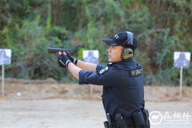 绥德县公安局开展全警实战大练兵实弹射击训练