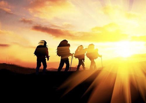 跳出“井底”世界，用读书开启进步之路