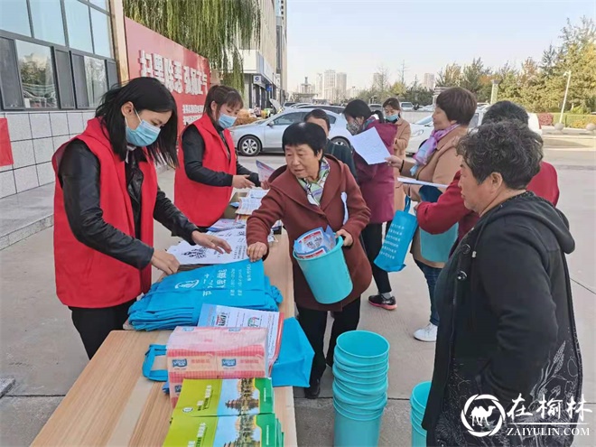 沙河路司法所深入社区开展民法典等法治宣传活动