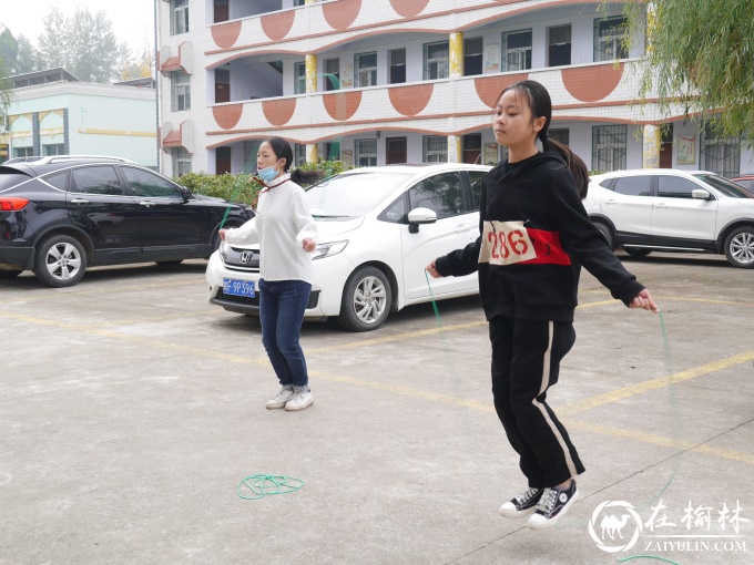 汉中市西乡县隆基中学隆重举行秋季田径运动会