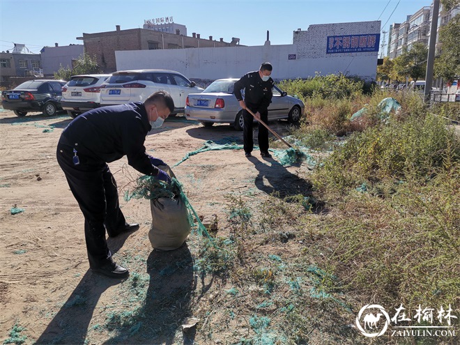 驼峰路街道望湖路社区联合“双报到”单位开展爱国卫生日活动