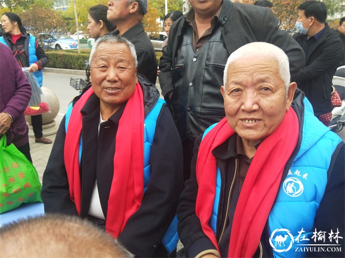 驼峰办桃源路社区举办首届老年文化节