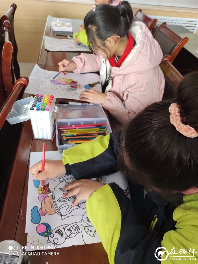 航宇路社区幸福禾苗班：脑袋里的奇思妙想