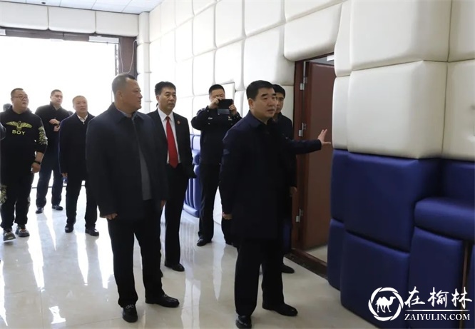 绥化市中院法警支队长刘长林一行到肇源县法院参观考察