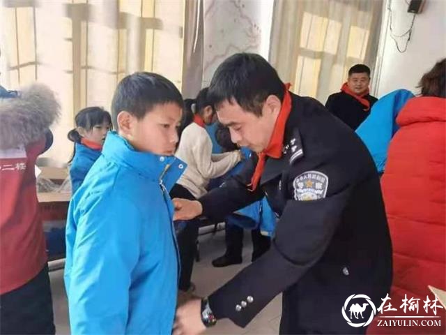 爱心似火融寒冰！海林市公安局举办壹基金“温暖包”捐赠仪式