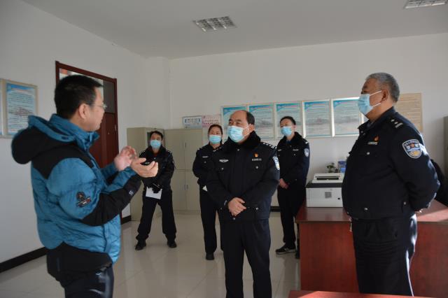 靖边交警走进运输企业开展交通安全督导检查