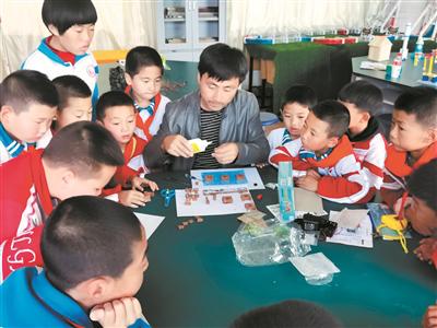 托举童年“多彩梦” 定边搭建成长“大舞台”