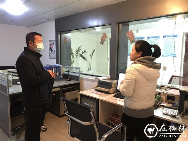 金沙路街道办福利路社区守好疫情防控“安全门”