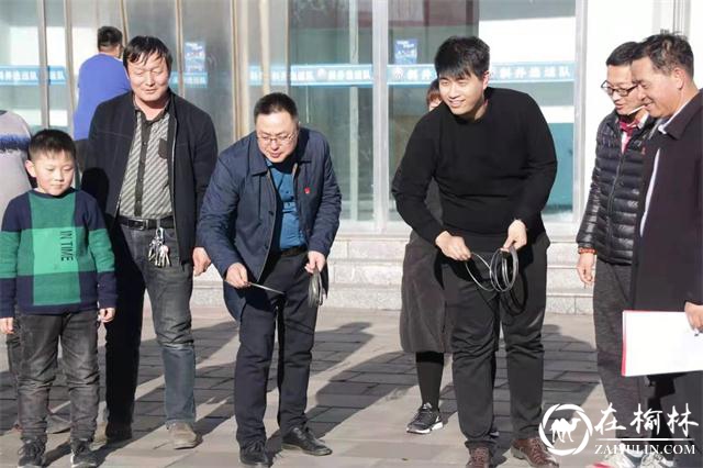 套圈也要过把瘾