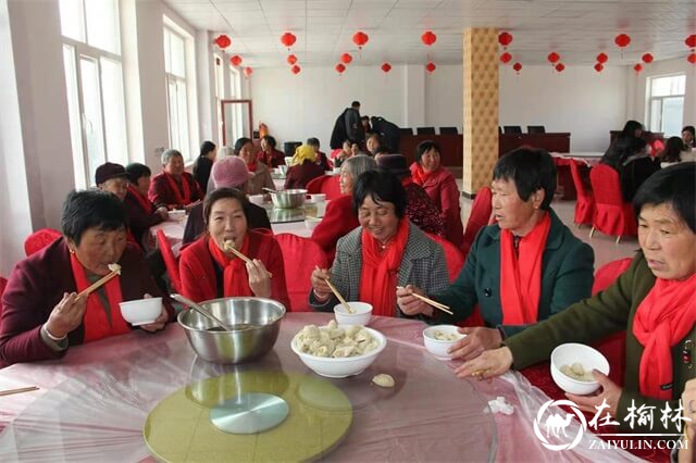 神木市大保当镇高海畔村开展丰富多彩活动庆祝“三八”妇女节