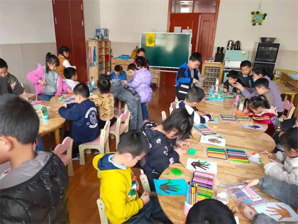榆林市第二十九幼儿园开展植树节主题活动