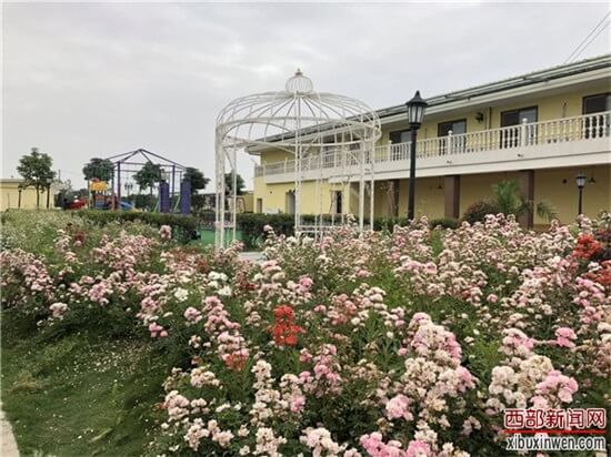 阳春三月到汉中市晴雪香苑生态园林赏梨花品美食