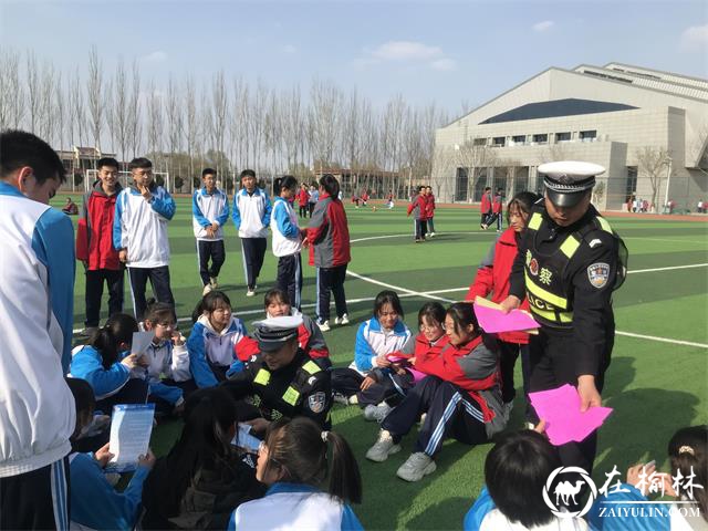 靖边交警打造文明交通环境 助力我县文明城市创建