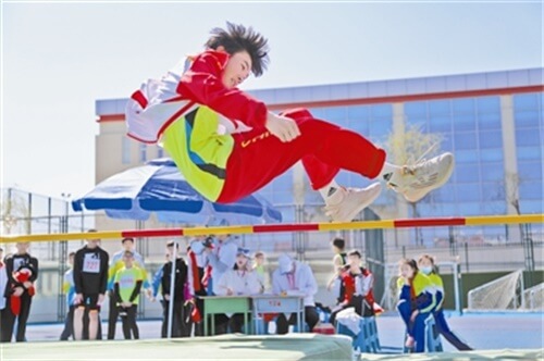 榆阳区2021年中小学生运动会在榆林市第三中学开幕