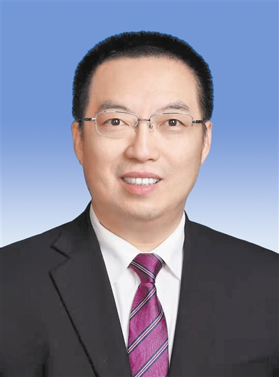 <a href=http://www.zaiyulin.com/txy/lichun/ target=_blank class=infotextkey>李春</a>临同志任中共榆林市委书记 附<a href=http://www.zaiyulin.com/txy/lichun/ target=_blank class=infotextkey>李春</a>临同志简历