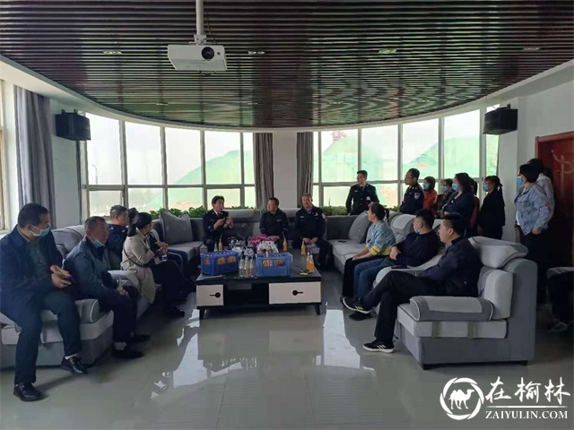 沙河路街道办全体党员干部到榆林市戒毒所参观并学习禁毒知识