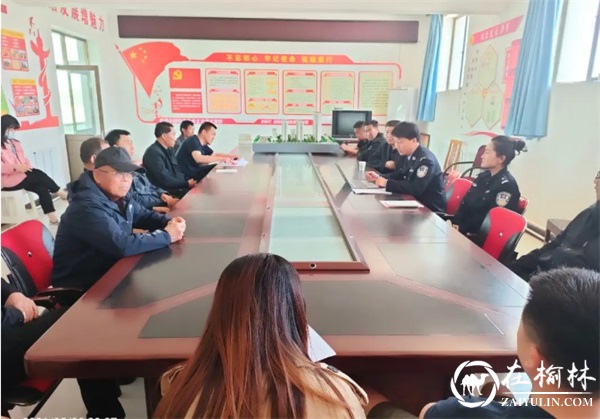 靖边公安走进新伙场村开展党史宣讲、赠书暨防范电信网络诈骗宣传活动