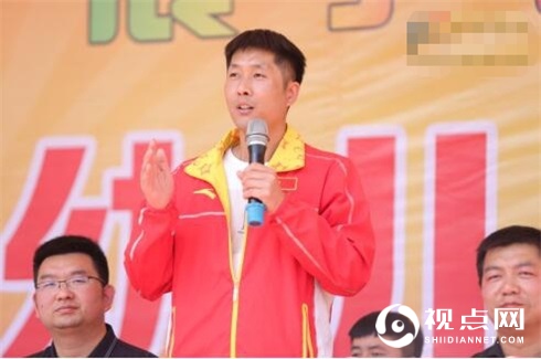 子长市首届幼儿武术千人展演在秀延初级中学隆重举行