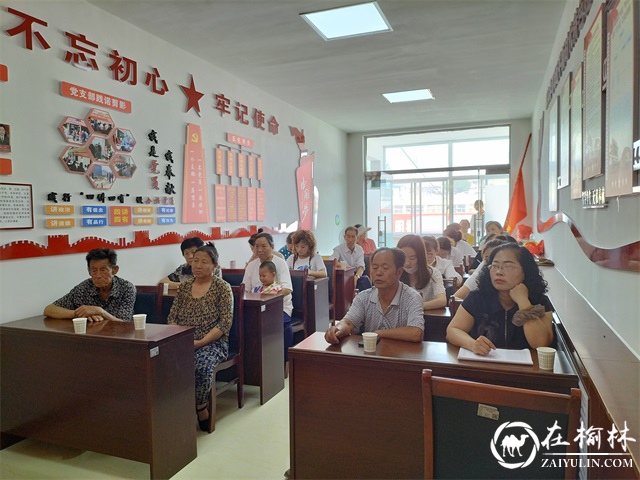 崇文办春苑社区党支部“党在我心中”党史宣讲团进社区开展党史宣讲活动