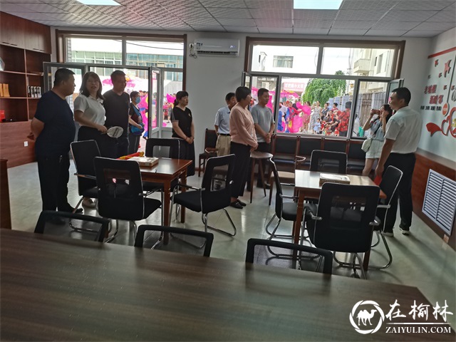 鼓楼街道城隍庙滩社区：做实小区“微治理”，打造党群邻里共享室