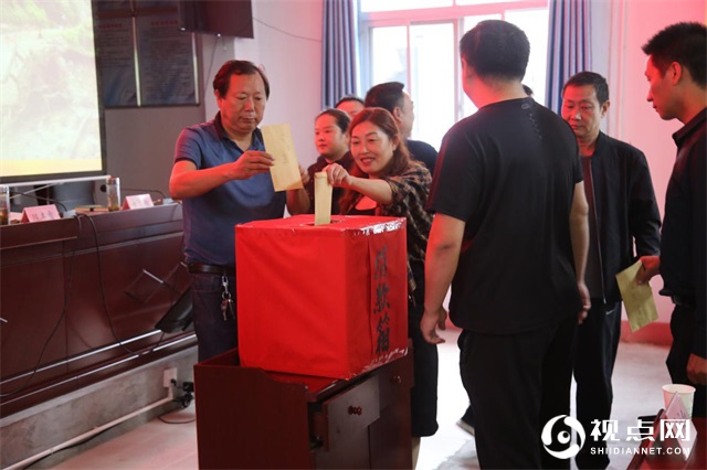 汉中市西乡县堰口镇党员干部积极为抗洪救灾捐款