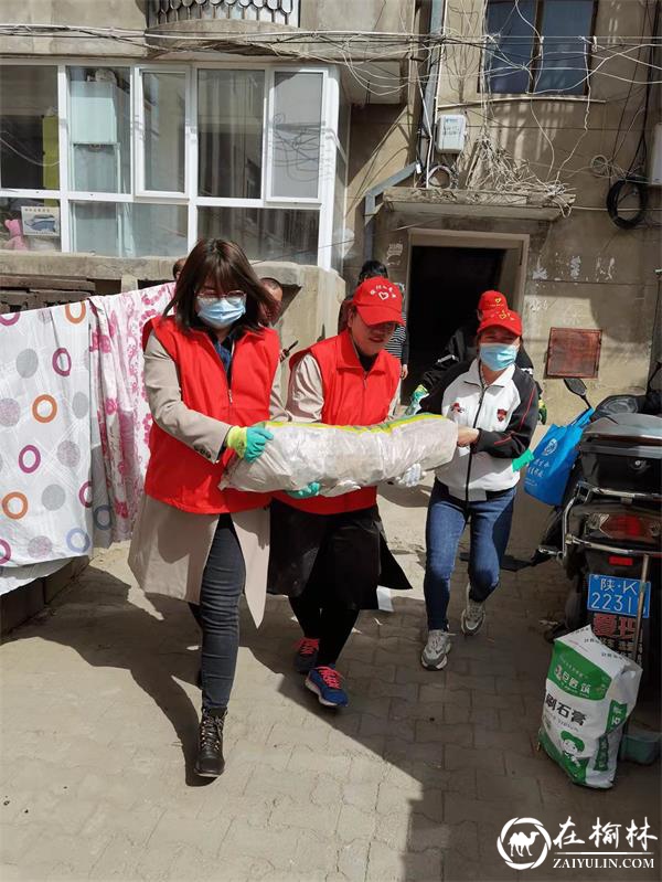 榆阳区鼓楼街道鸳鸯湖社区打通服务居民“最后一公里”