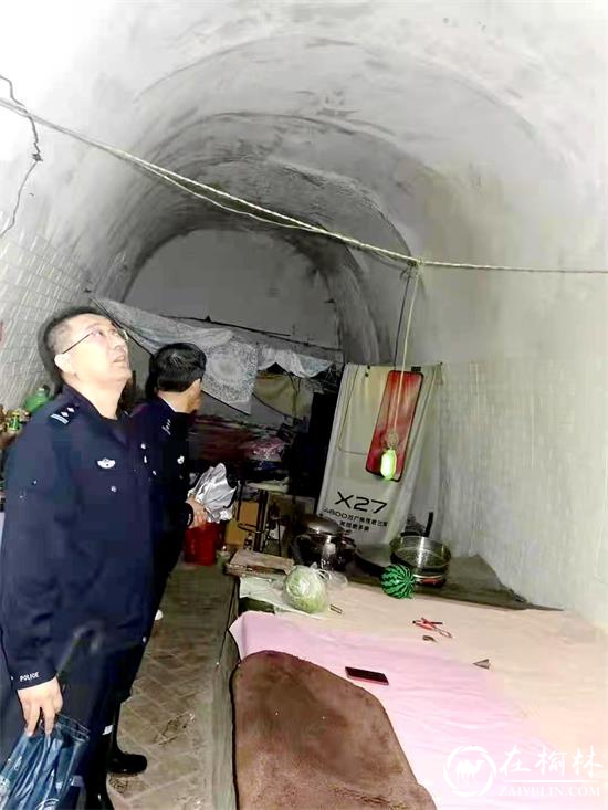 清涧公安：风雨同舟“警”相随，防汛抢险冲在前
