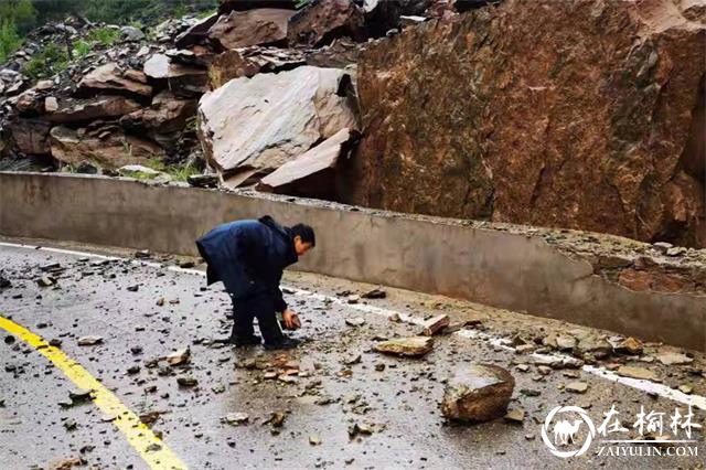 清涧公安：风雨同舟“警”相随，防汛抢险冲在前