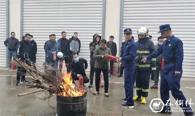榆阳区消防演练进社区 筑牢安全“防火墙”