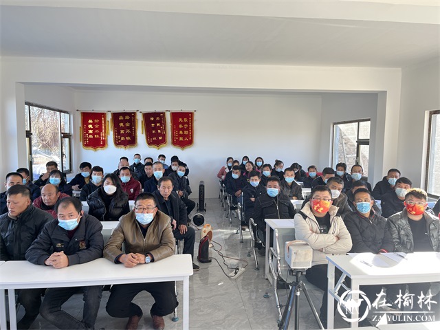 靖边交警走进出租车公司开展交通安全宣传活动 助力122