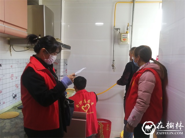 金沙路街道福利路社区积极开展燃气安全隐患排查和安全用气知识宣传