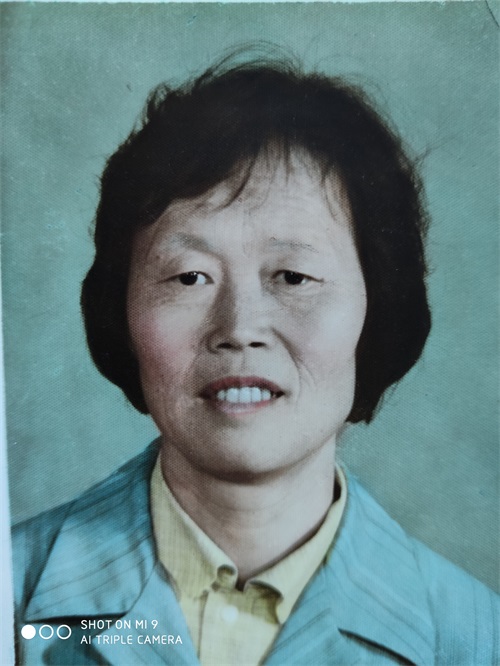 米脂县医院妇产科奠基人杨青兰同志逝世