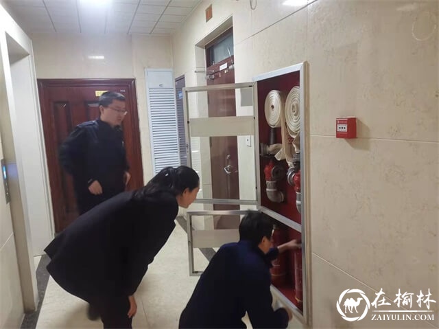 沙河路街道兴达路社区联合警务室共同开展春季消防安全大排查