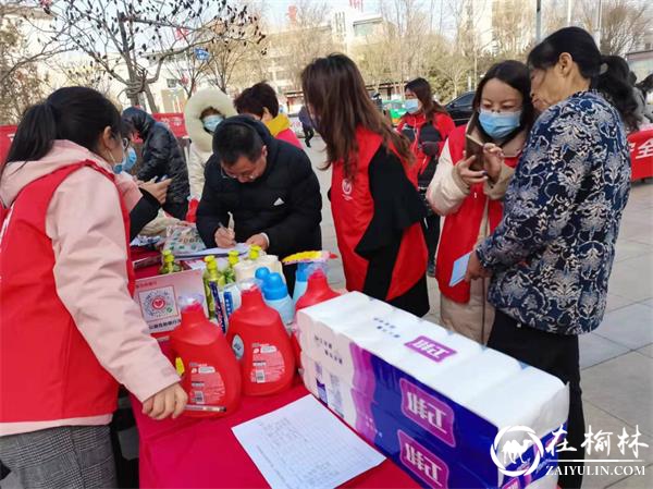 沙河路街道榆康社区：学习雷锋精神 争做时代先锋