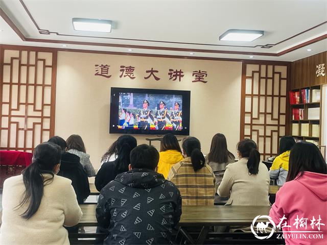 榆阳区新明楼街道定慧寺社区开展“我们的节日·清明”线上祭扫活动