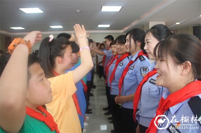 靖边县公安局“点亮微心愿 庆祝六一儿童节”主题党日活动走进县特校