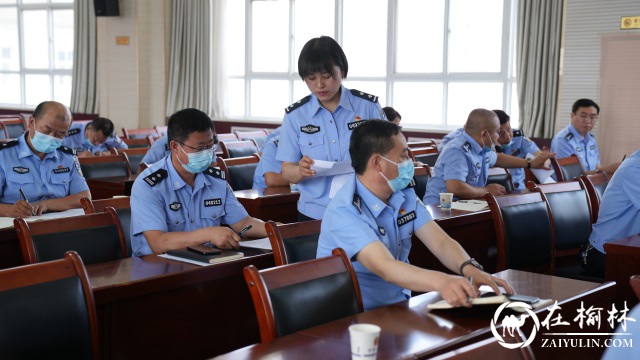 绥德县“以案释纪说法”警示教育宣讲活动走进公安局