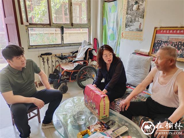 榆阳区新明楼街道定慧寺社区开展端午节慰问活动