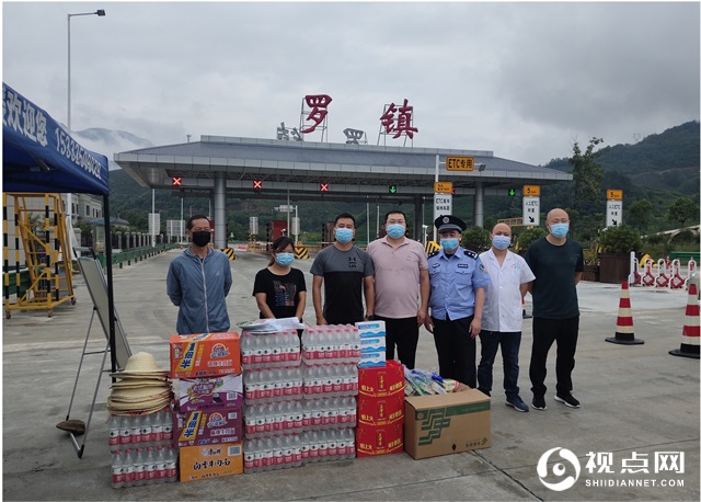 陕西西乡县堰口镇开展“夏送清凉”慰问活动