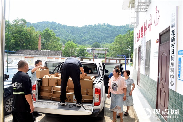 四川省三台县:“花庙雪梨”丰收振兴乡村产业