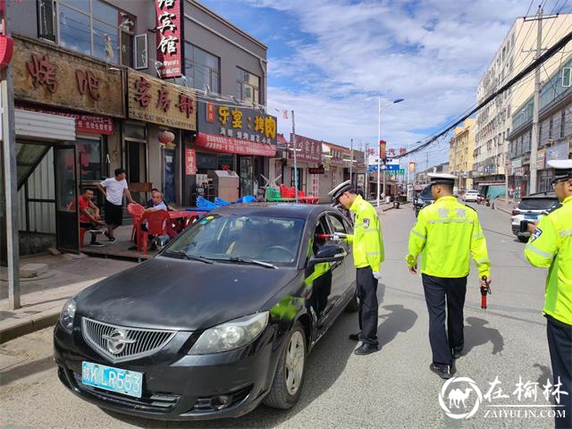 靖边交警开展午后酒驾专项整治行动